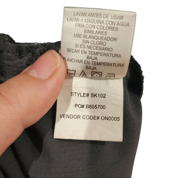 Skechers Barco scrub top | gray / pewter | Woman's M | - Picture 6 of 8